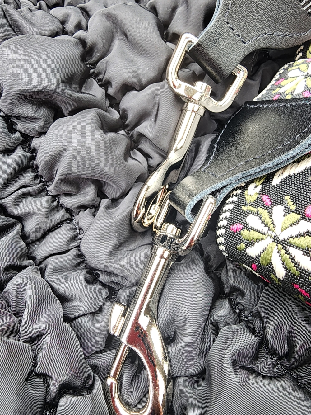 CLOUD MUSIC Floral Jacquard Adjustable Bag Strap - Pink & Green - Picture 4 of 6